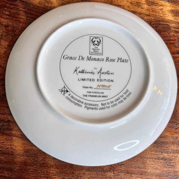 Grace De Monaco Rose Plate Franklin Mint - Picture 3 of 3